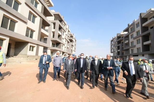 بالفيديو .. رئيس جامعة القاهرة يستعرض مراحل إنجاز المدينة السكنية خلال 3سنوات