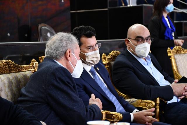 وزير الرياضة يشهد مباراة قطر والأرجنتين بستاد القاهرة