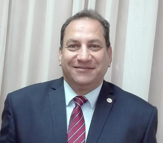 الدكتور خالد صقر