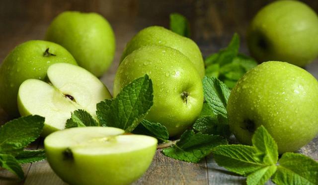 التفاح الأخضر.. الحل السحري لتقوية جهاز المناعة