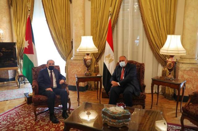 تفاصيل لقاء  وزير الخارجية المصري بنظيره الأردني