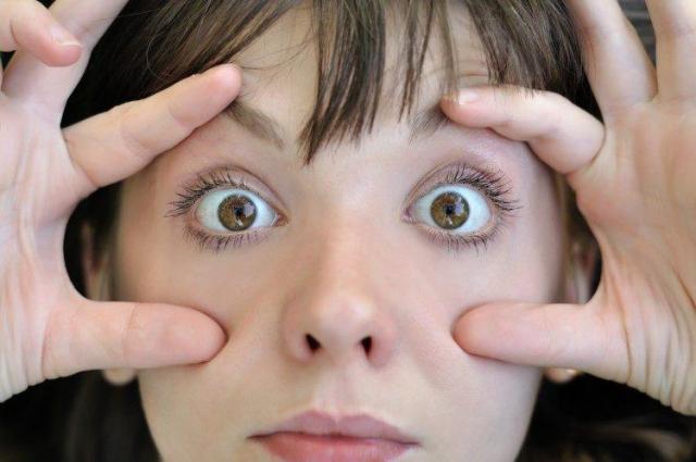 علاج جحوظ العين بالكورتيزون