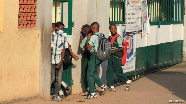 خطف مئات التلاميذ والمعلمين على يد مسلحين مجهولين شمالي نيجيريا