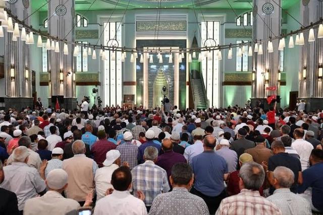 قرار صادم من وزارة الأوقاف بشأن المساجد