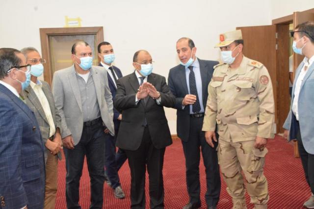 بالصور.. شعراوي يتفقد مبنى وزارة التنمية المحلية بالعاصمة الإدارية الجديدة