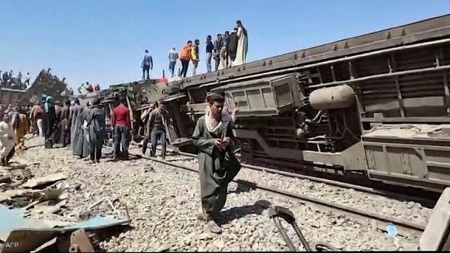 قرارات و تحقيقات.. تحركات النائب العام لحساب المسئولين عن حادث  قطار سوهاج