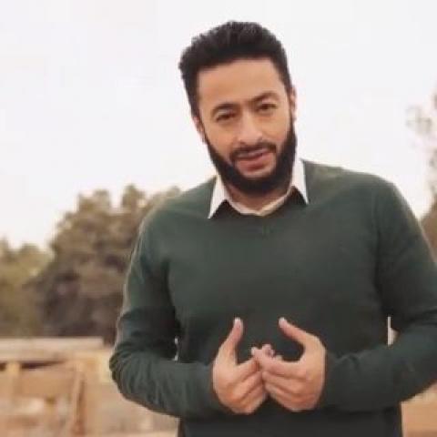 حمادة هلال يكشف تفاصيل مسلسله الجديد ”المداح” في رمضان.. فيديو