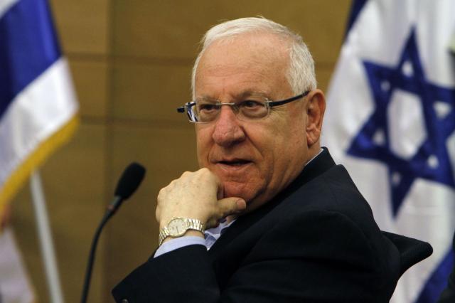 الرئيس الإسرائيلي يسعى لتكليف بينت بدلا من نتنياهو بتشكيل الحكومة
