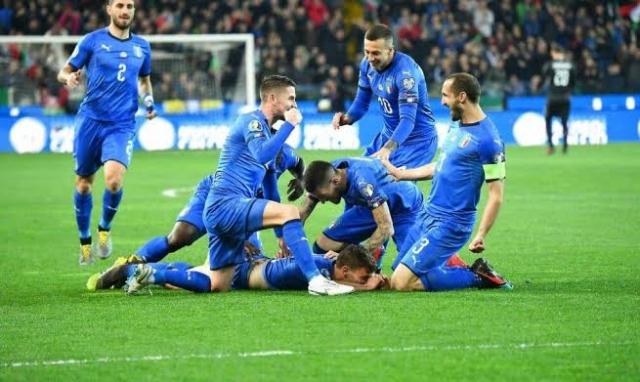 منتخب إيطاليا يتطلع للانفراد بالصدارة أمام ليتوانيا في تصفيات أمم أوروبا