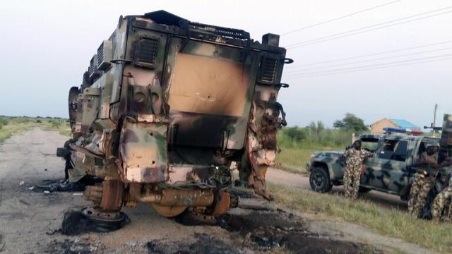 مقتل 14 شخصا في هجوم على قاعدة عسكرية بنيجيريا