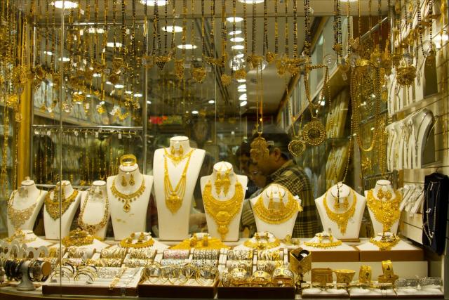 مفاجأة من العيار الثقيل تفجرها شعبة المجوهرات بخصوص أسعار الذهب