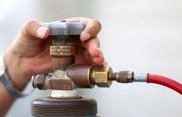 4 طرق للتعامل مع حالات الاختناق عند تسرب الغاز