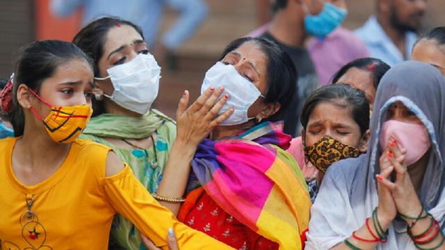 الهند الأولى عالميًا فى الإصابات اليومية بفيروس كورونا