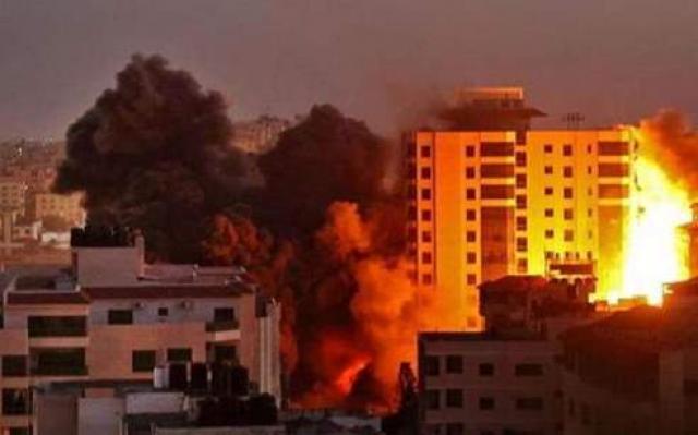 عاجل.. إسرائيل تدك لبنان بالمدفعية.. وسقوط مئات الضحايا