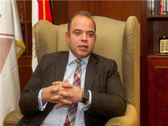 بروتوكول تعاون بين البورصة ووزارة الهجرة لزيادة استثمارات المصريين في الخارج فى سوق الأوراق المالية