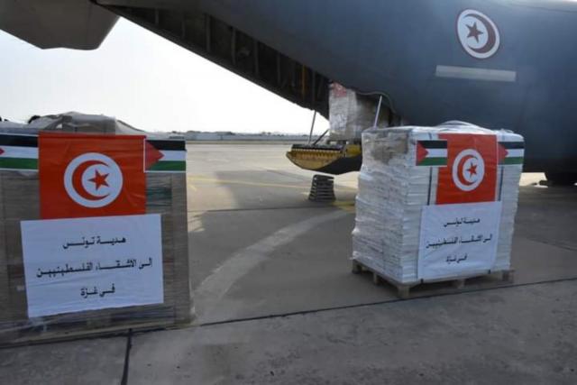 تونس ترسل مساعدات طبية وغذائية غلى قطاع غزة