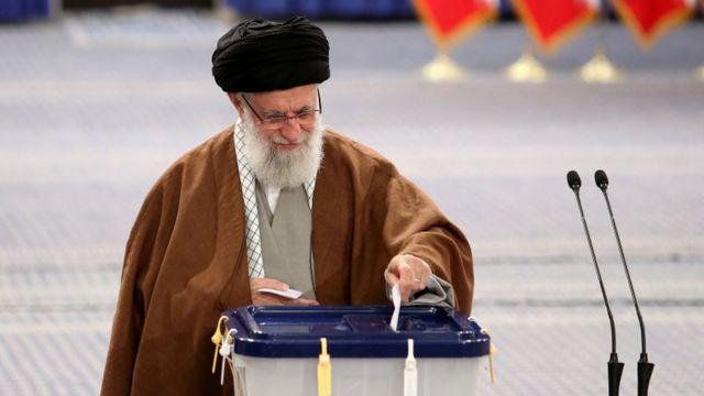 بالأسماء.. قائمة المقبولين والمستبعدين من انتخابات الرئاسة الإيرانية
