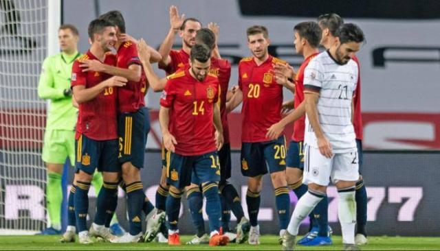 اويارزابال يدعو المنتخب الإسباني للتحلي بالثقة أمام إيطاليا