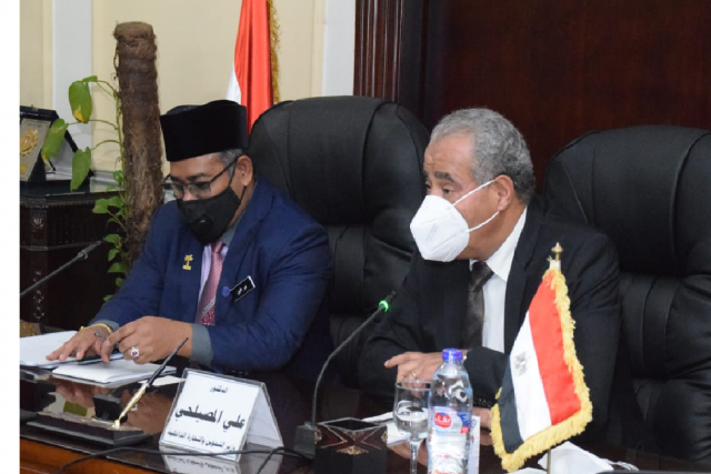وزير التموين : تعاون بين مصر وماليزيا لتبادل الخبرات في مجال إنتاج الزيوت