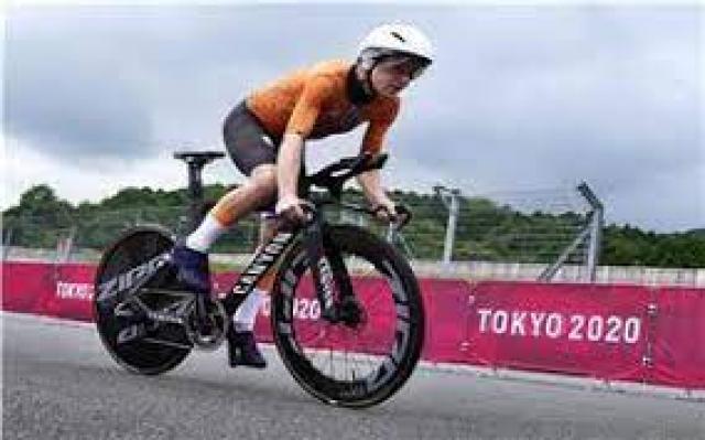 السلوفيني روجليتش يتوج بذهبية سباق الدراجات عكس عقارب الساعة بأولمبياد طوكيو