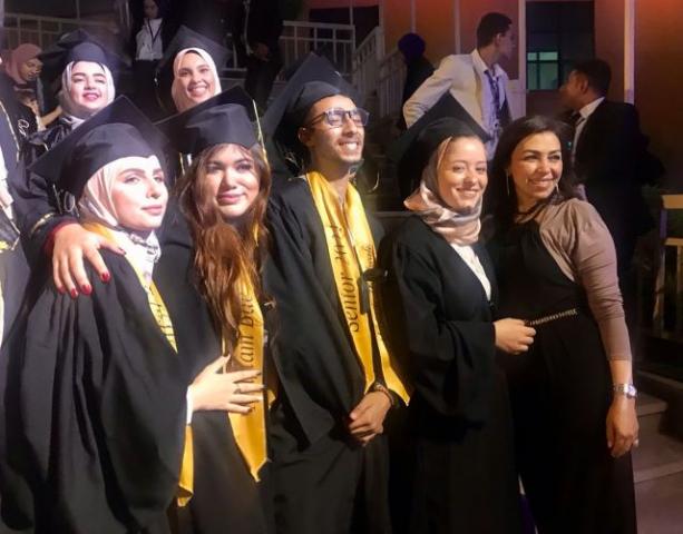 بالصور .. جامعة بدر تحتفل بتخريج دفعة جديدة من كلية اللغات والترجمة
