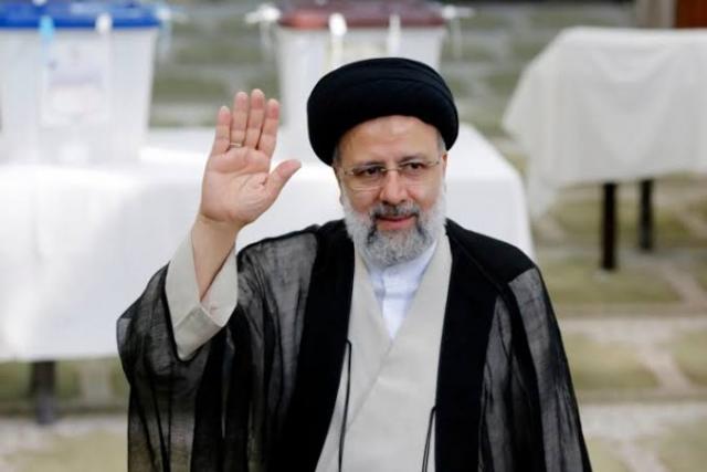 مجلس الشورى الإيراني يزف بشري سارة بشأن حكومة رئيسي
