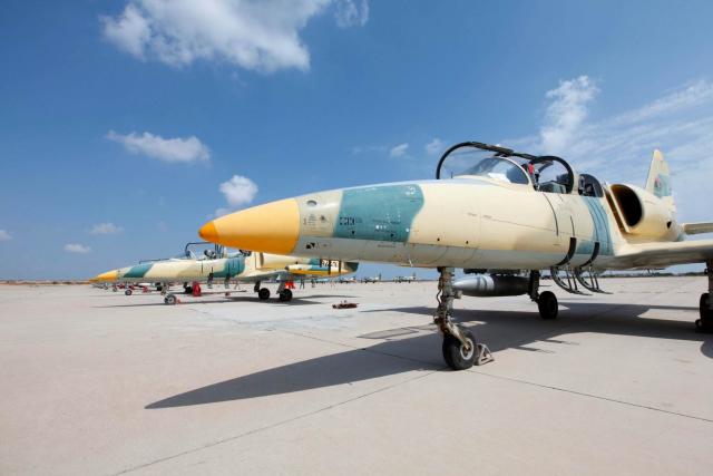 عاجل.. تركيا ترسل 4 طائرات مسيرة لقاعدة الوطية في ليبيا