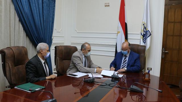 محافظ القاهرة يعتمد نتيجة امتحانات الدور الثاني للشهادة الإعدادية
