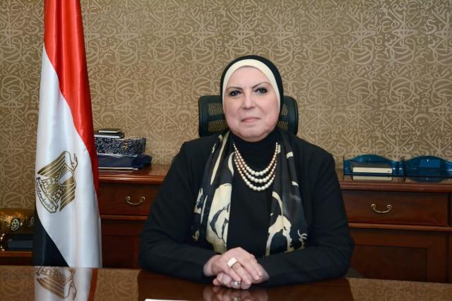 وزيرة التجارة تعلن تنظيم معارض للمنتجات المصرية في المحافظات العراقية