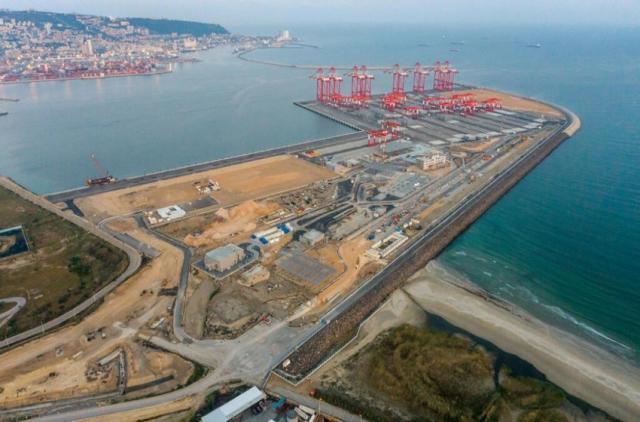 تُديره الصين ويُثير قلق أمريكا.. معلومات عن ميناء الخليج الذي افتتحته إسرائيل فى حيفا