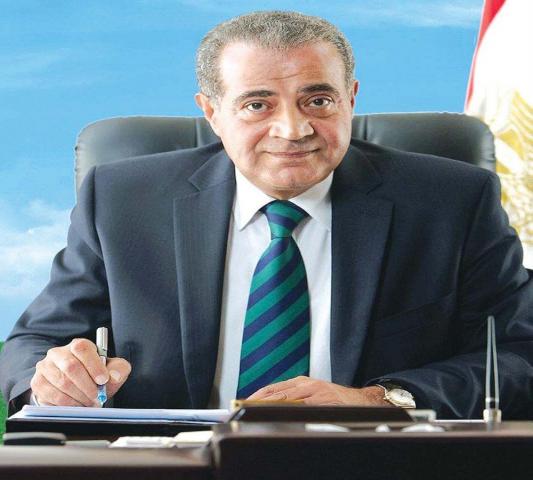 وزير التموين ينعى رائد الصناعة والتجارة المصرية ” محمود العربى ”