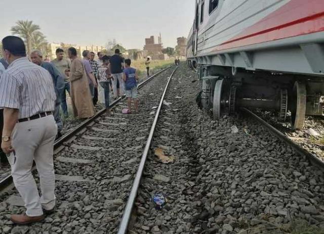 عودة حركة القطارات بعد توقفها بسبب خروج قطار ”بورسعيد- الإسكندرية” عن القضبان