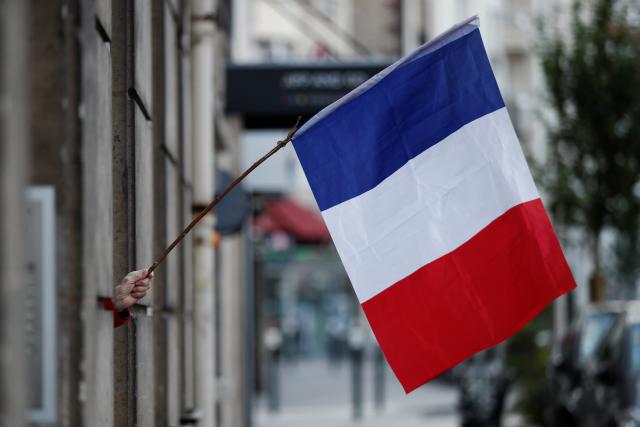 فرنسا تمنح 120 مليون جرعة من لقاح كورونا للدول الفقيرة