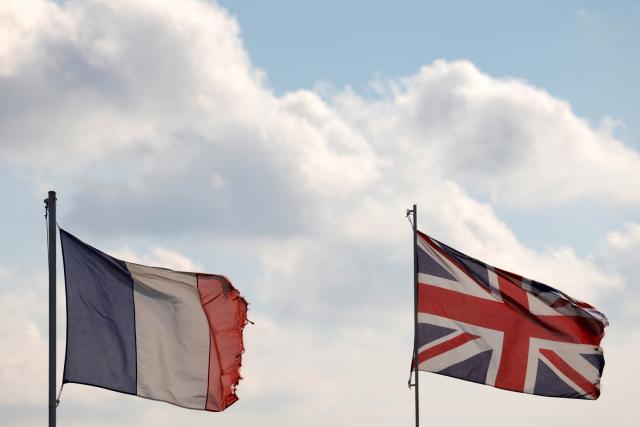 أزمة بين فرنسا وبريطانيا..ما السبب؟