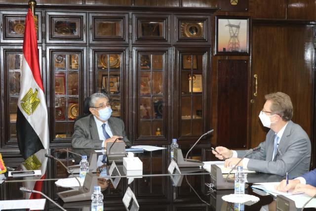 كواليس لقاء وزير الكهرباء والسفير الجديد لألمانيا بالقاهرة لبحث سبل التعاون