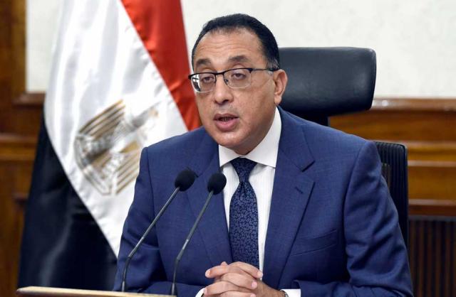مدبولى يستقبل رئيس الوزراء الألبانى بمطار القاهرة