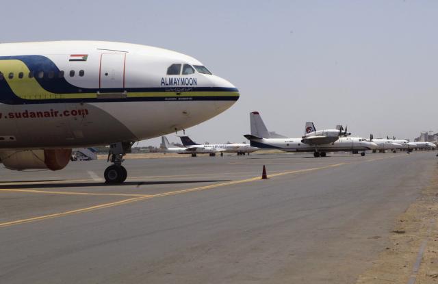 عاجل..السودان يعيد فتح مطار الخرطوم