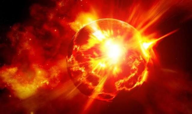 كارثة.. انفجار شمسي يضرب الأرض خلال ساعات ويتسبب في انقطاع الإنترنت