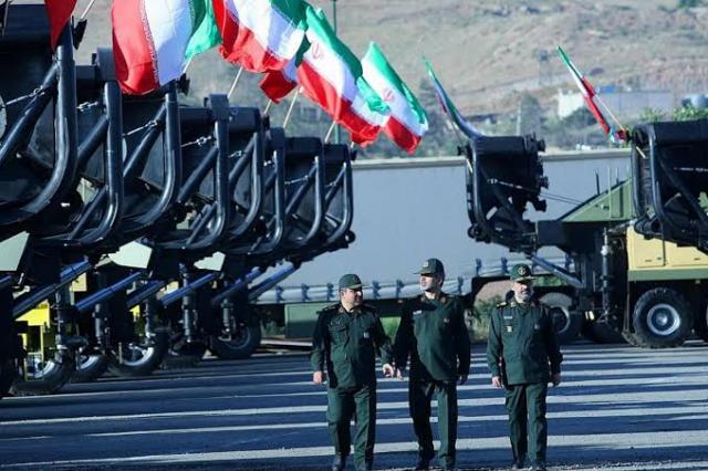 الحرس الثوري الإيراني يوجه صفعة قوية لـ أمريكا