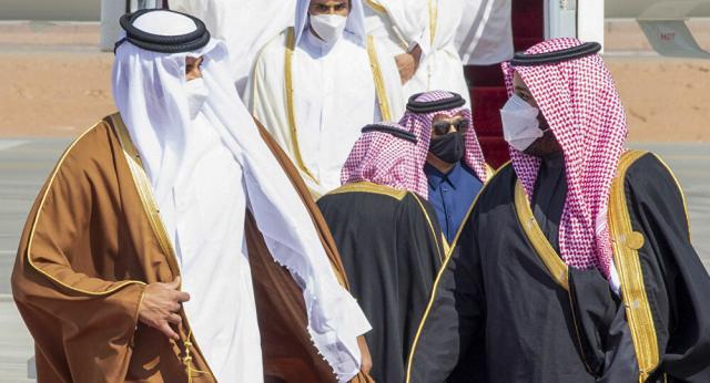 رسالة هامة وعاجلة من ولي العهد السعودي لـ أمير قطر