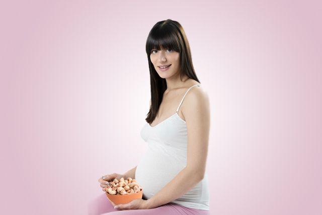 «خلي بالك».. مخاطر الإكثار من الكاجو في أثناء الحمل