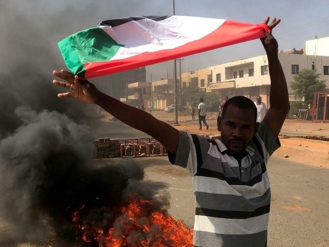 إصابة 178 شخصاً خلال مظاهرات القصر الرئاسي في السودان