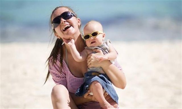 وسائل لحماية بشرة الرضع من أشعة الشمس
