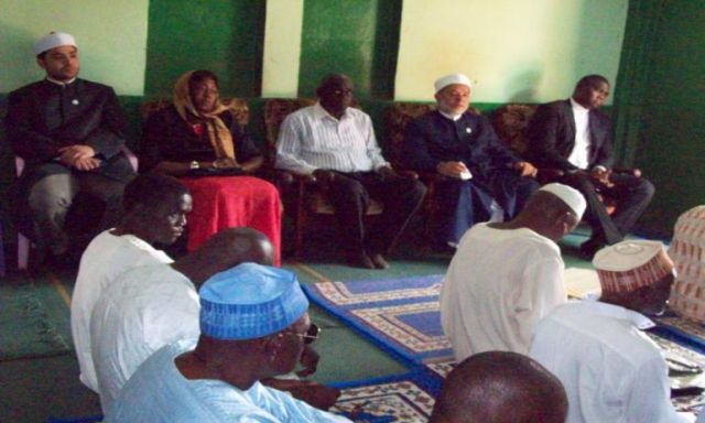 قافلة السلام في أفريقيا الوسطى  تلقي خطبة الجمعة بالمسجد العتيق
