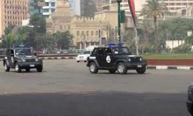 سيارات ”تدخل سريع” تمشط ميدان التحرير تحسبا لوقوع أى أعمال عنف