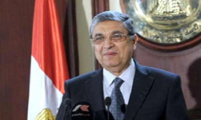 محمود سعد لـ”وزير الكهرباء”: مش عدل إنك تاخد فلوس الزبالة وما تشيلوهاش