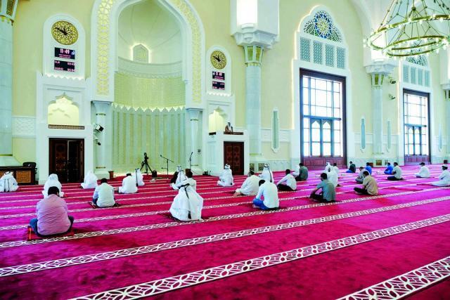 قرار حكومي عاجل بشأن الصلاة في المساجد