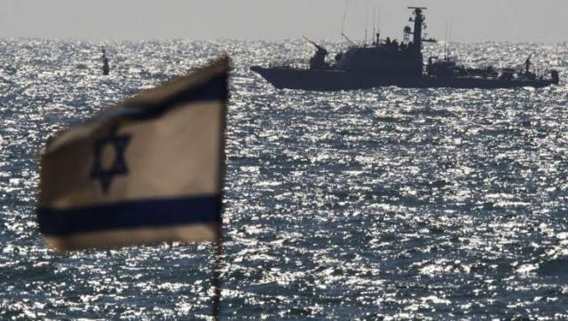 البحرية الإسرائيلية تستهدف مركب صيد بدولة عربية كبري