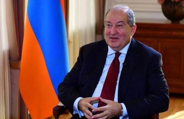عاجل.. استقالة رئيس أرمينيا من منصبه