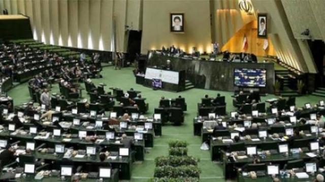 كورونا يضرب البرلمان الإيراني.. تفاصيل مؤسفة